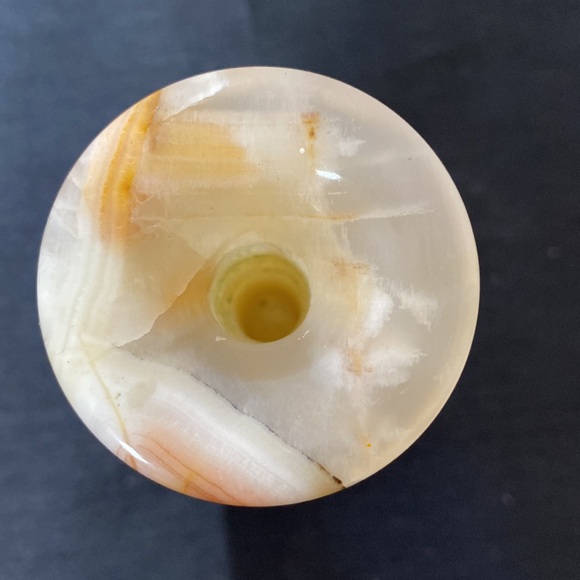 Onyx Vase - Picture 4 of 6